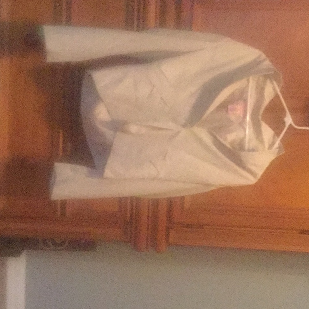 Women’s bandolino shirt